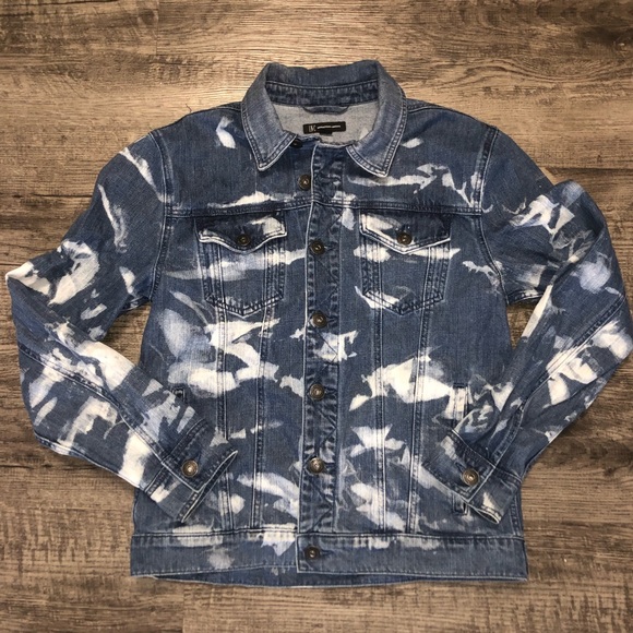 Jean Jacket White Paint Effect - Picture 1 of 2